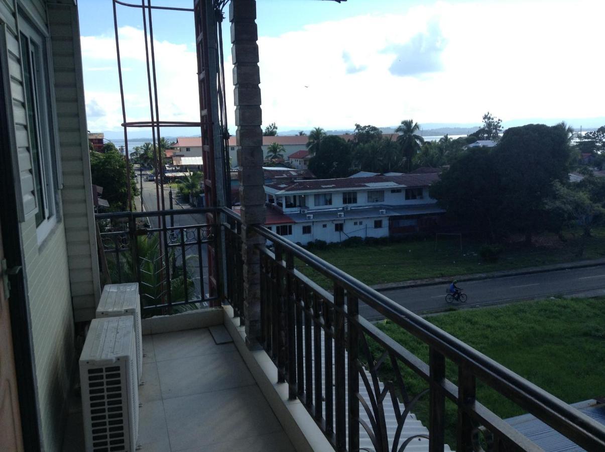 Hotel Cristina โบกัสทาวน์ ภายนอก รูปภาพ
